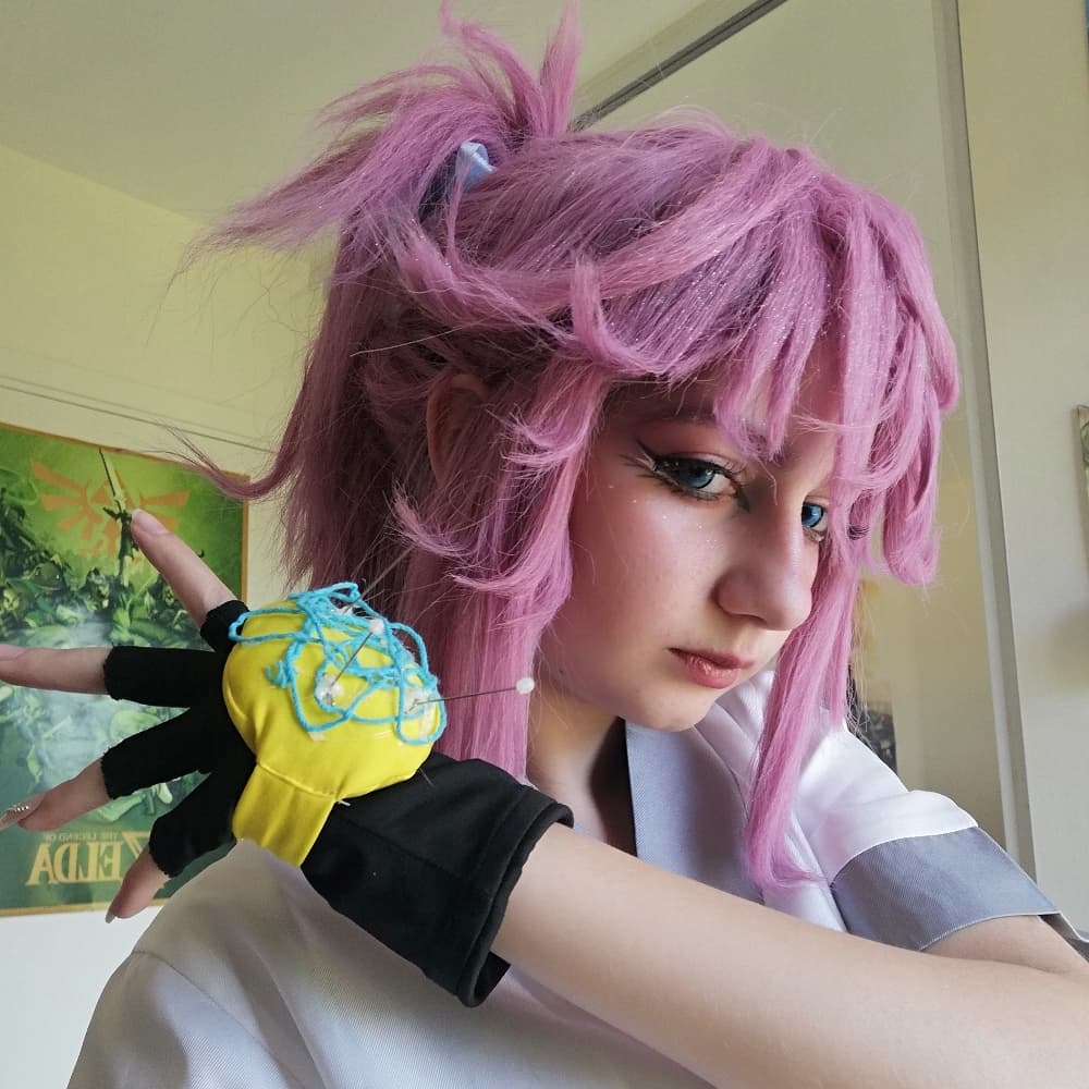 Machi 🧶 - Hunter x Hunter cosplay photoshoot cover