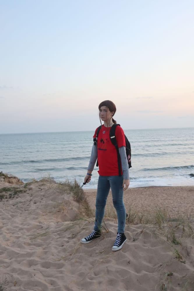 Ellie TLOU beach - Photo 7