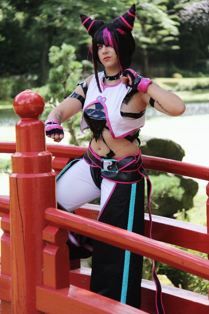 Juri han  - Photo 3