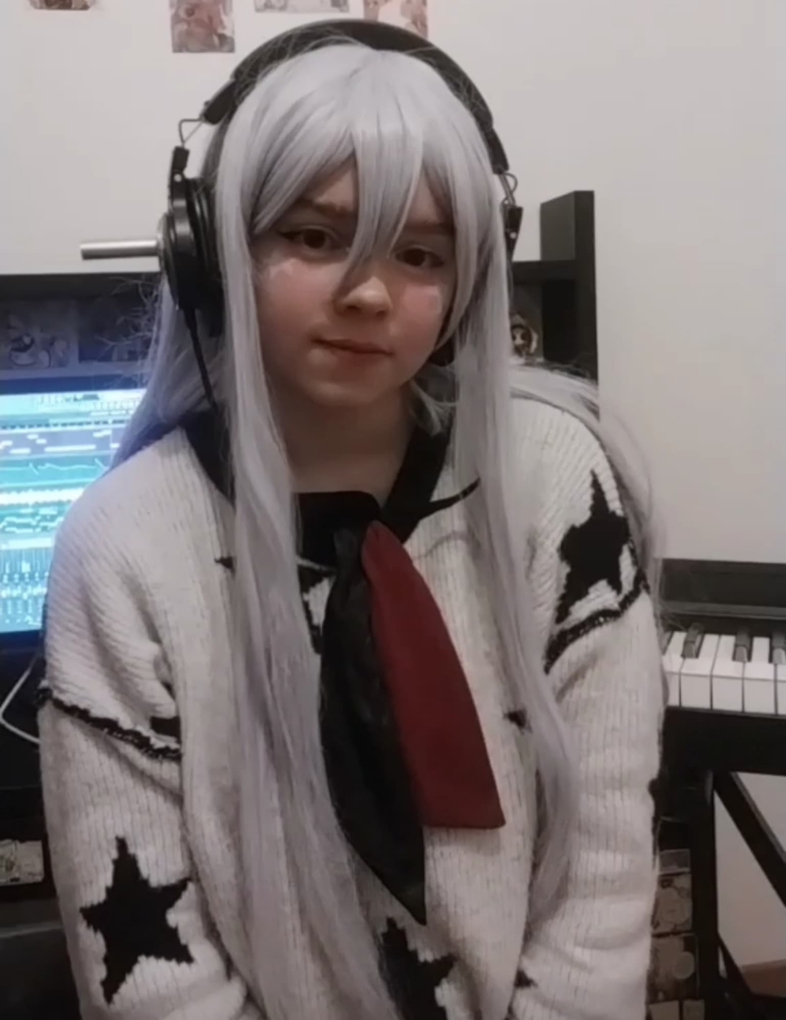 Kanade 🎧🩵 - Photo 4