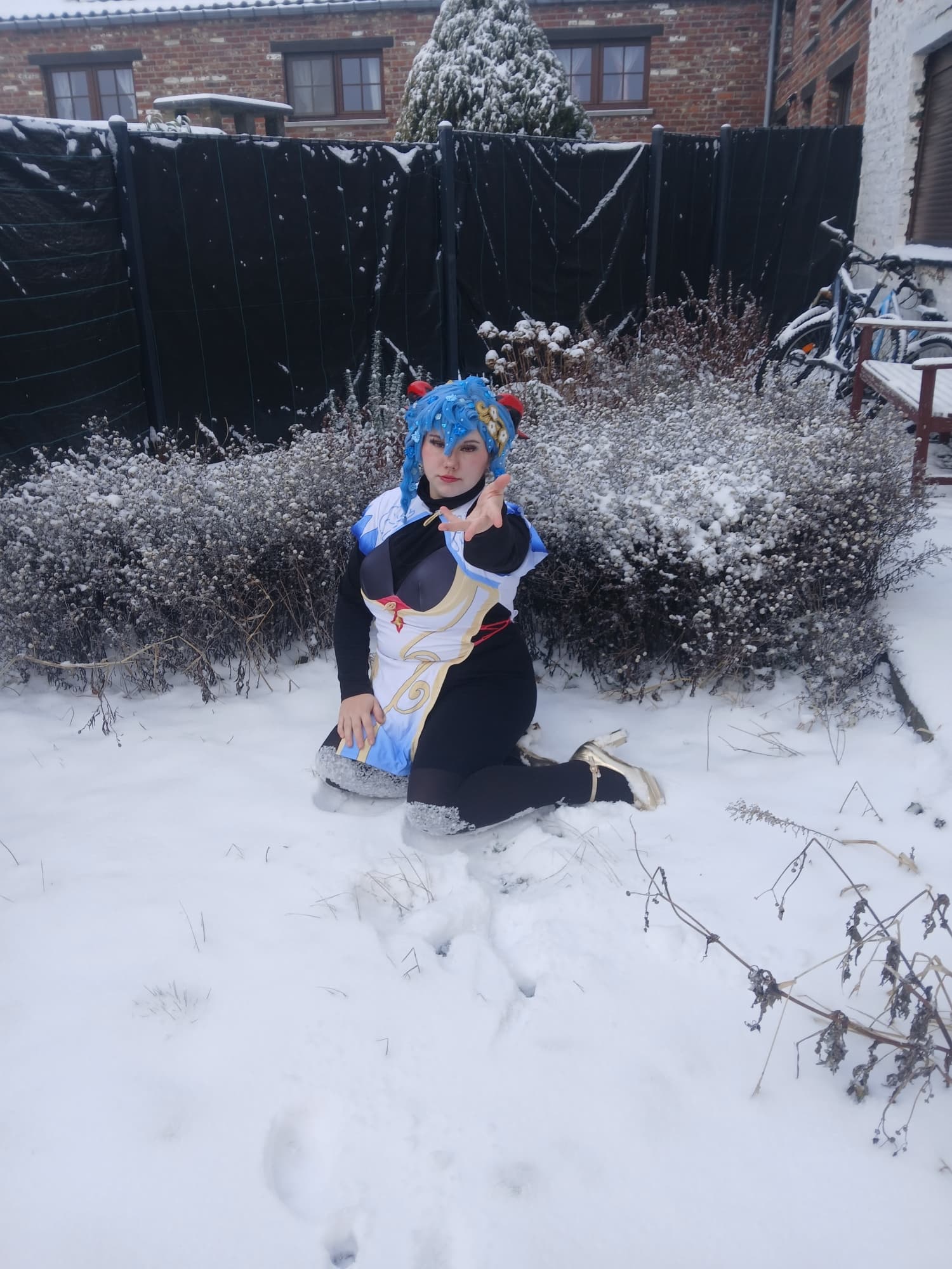 Ganyu in snow - Photo 14