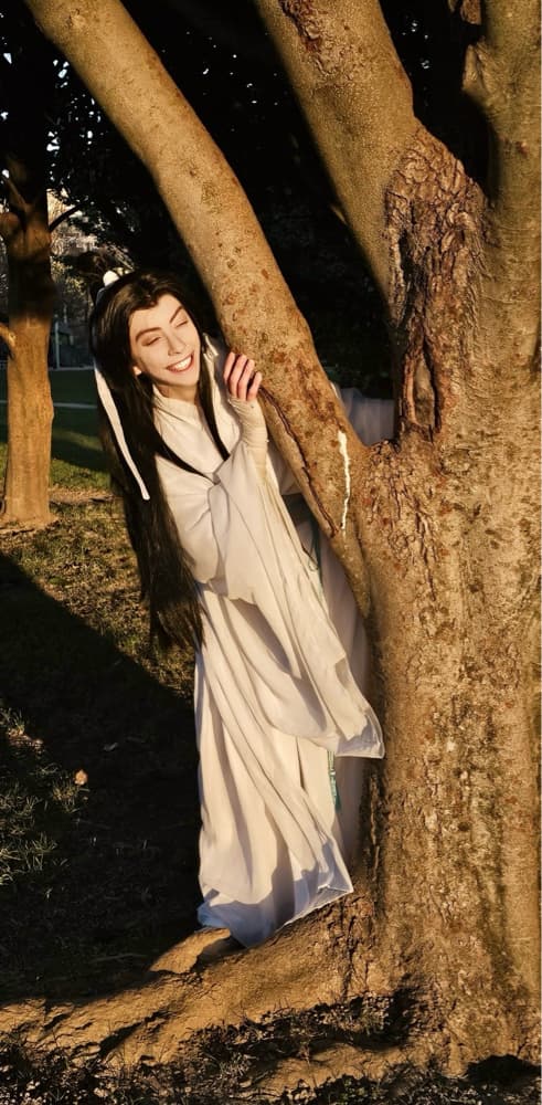 Xie Lian - Photo 1