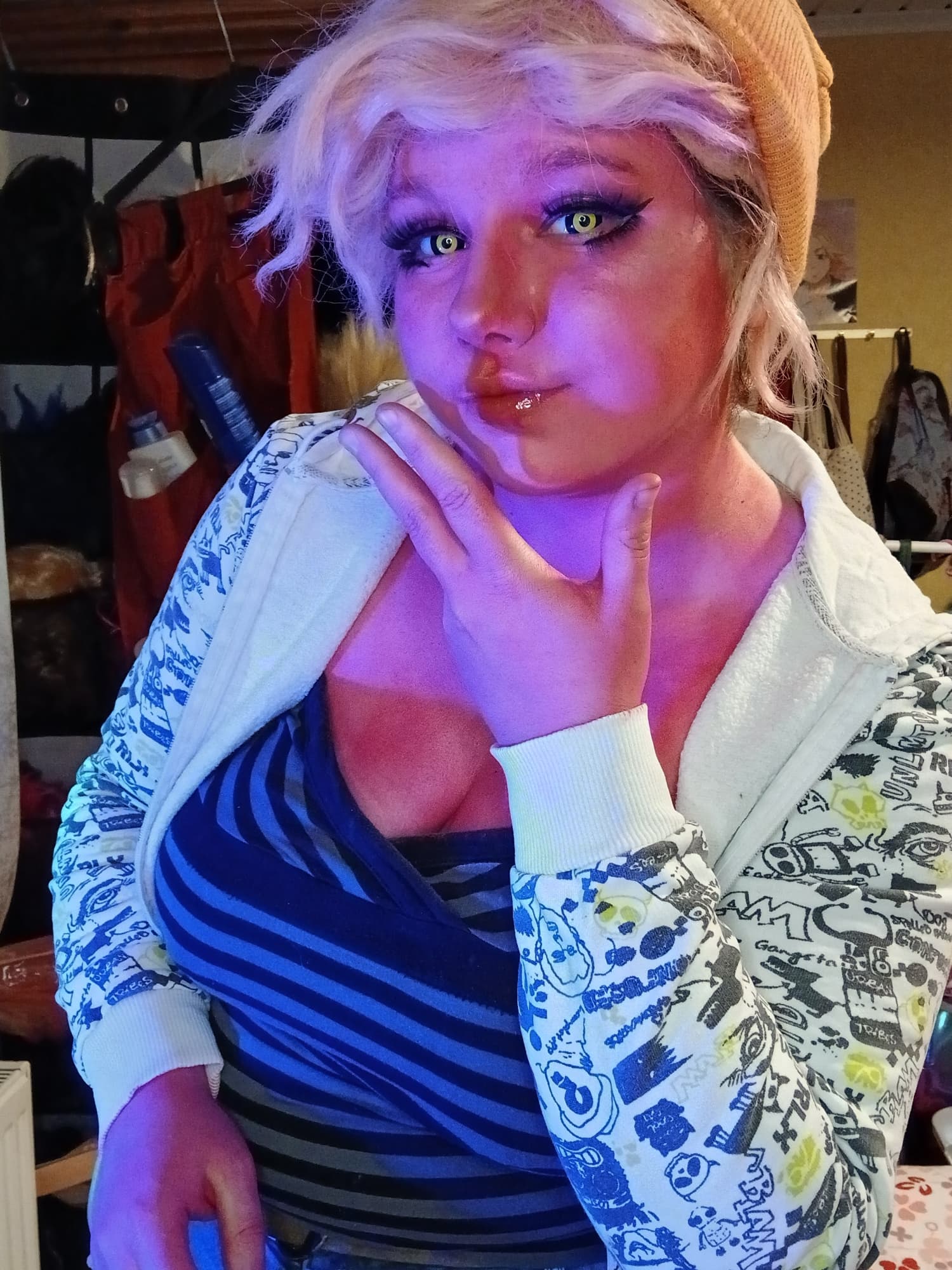 Mina ashido casual - Photo 15