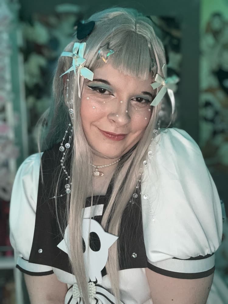 Yashiro Nene - Photo 2