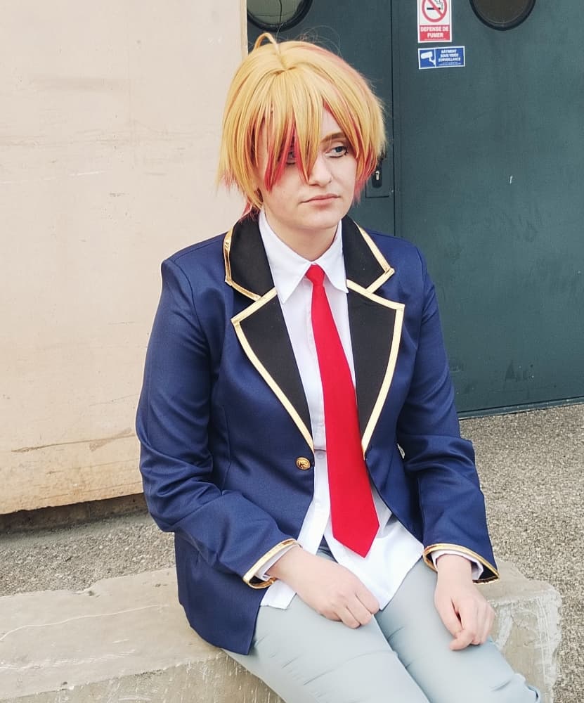 Aqua Hoshino - Photo 3