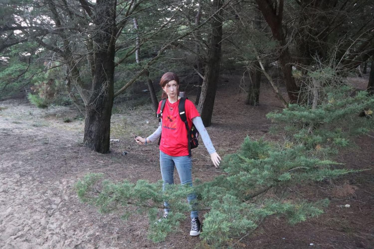 Ellie TLOU forest - Photo 2