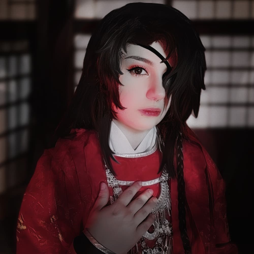 Hua Cheng - Heaven Official's Blessing cosplay photoshoot cover