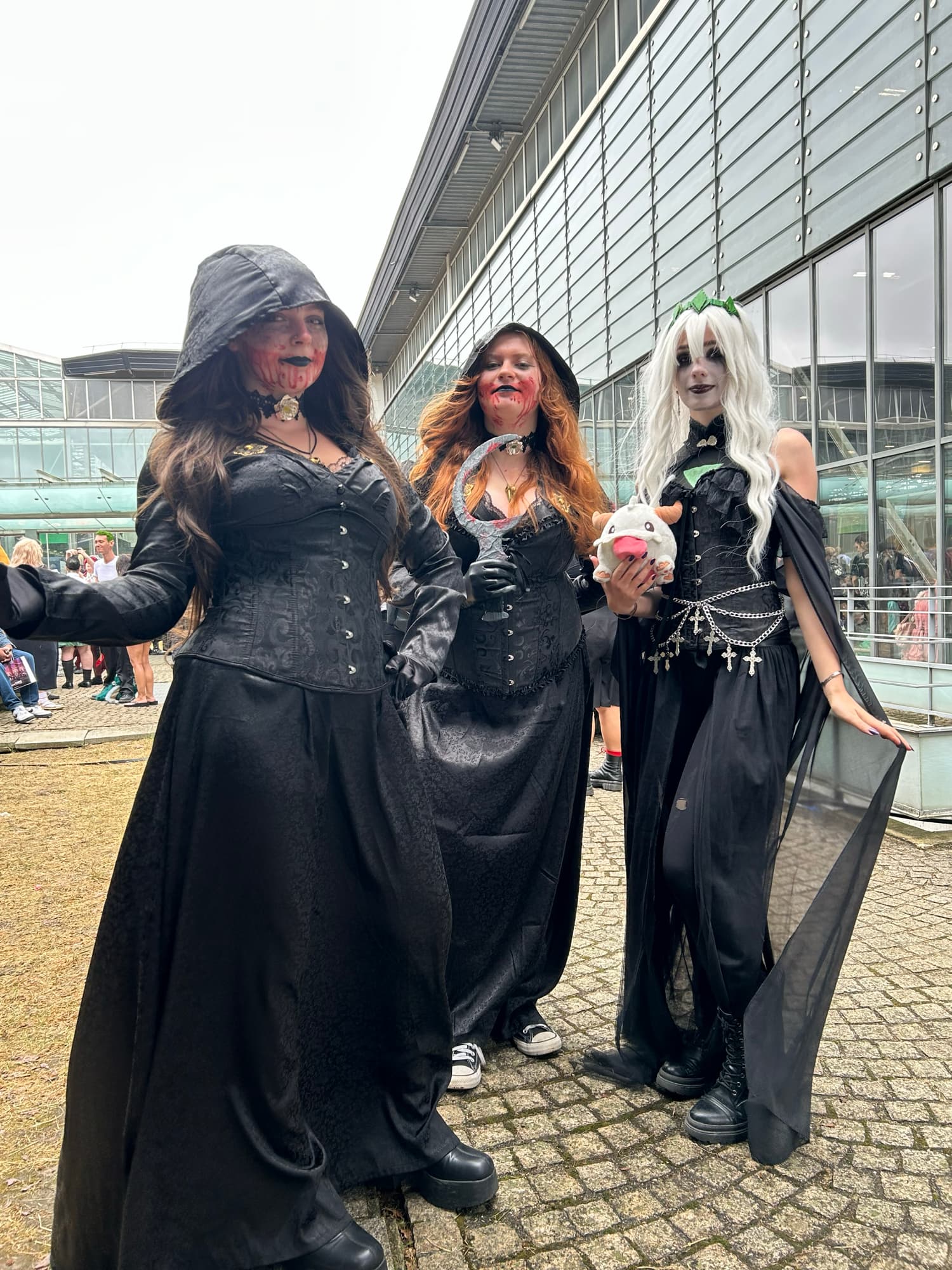 Daniela Dimitrescu 2 - Photo 22