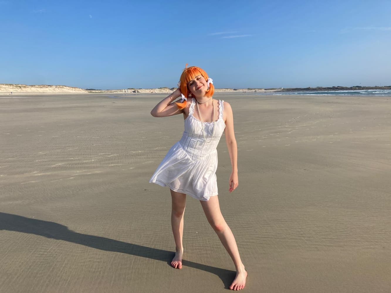 Chika white dress 2 - Photo 9