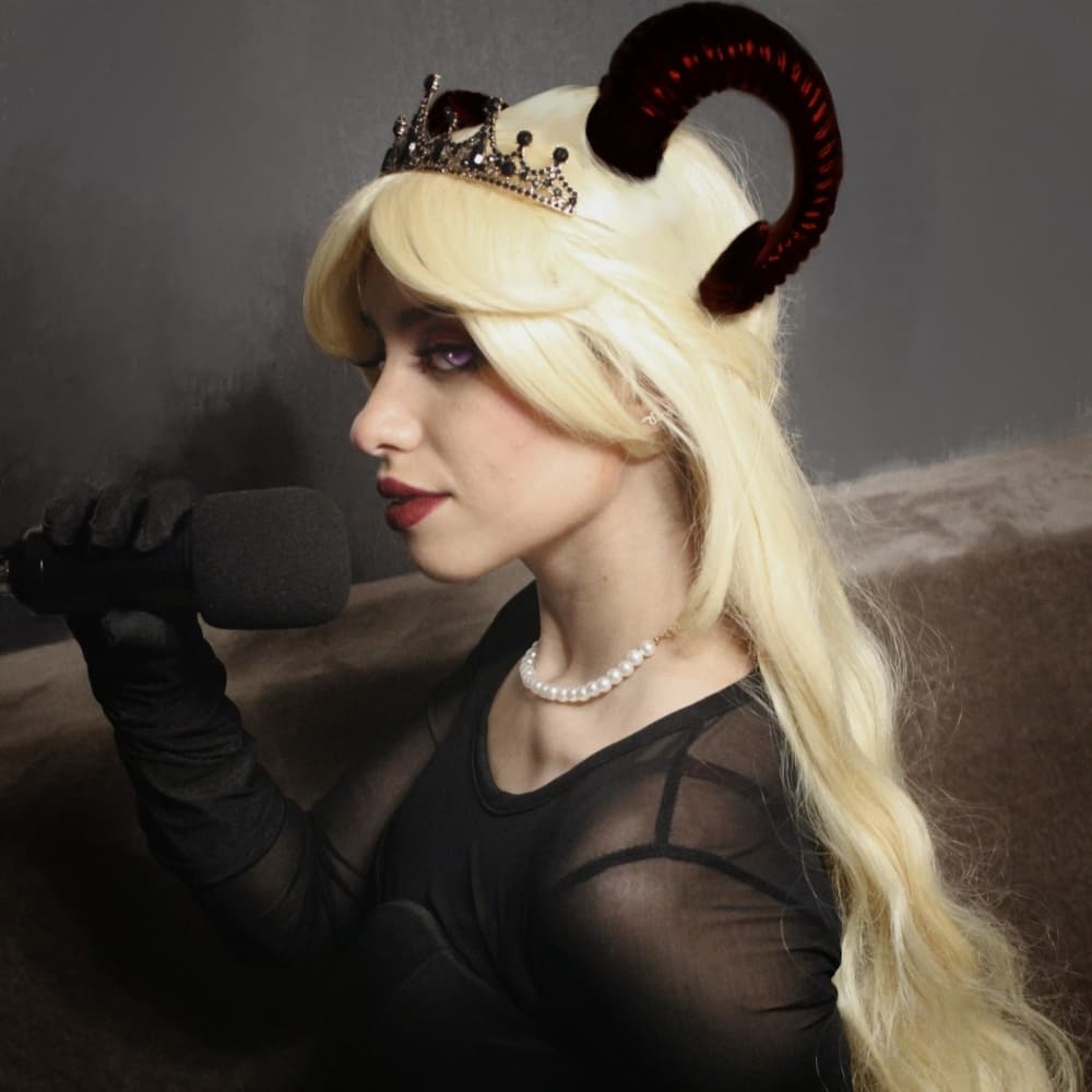 Lilith et Lucifer - Hazbin Hotel cosplay photoshoot cover
