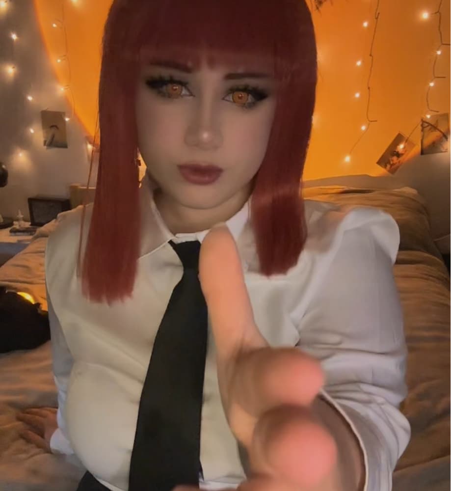 Makima  - Chainsaw Man cosplay photoshoot cover