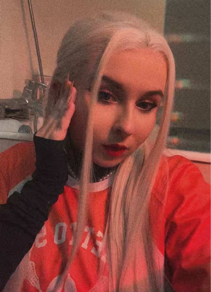 Allison Reynolds  - Photo 3