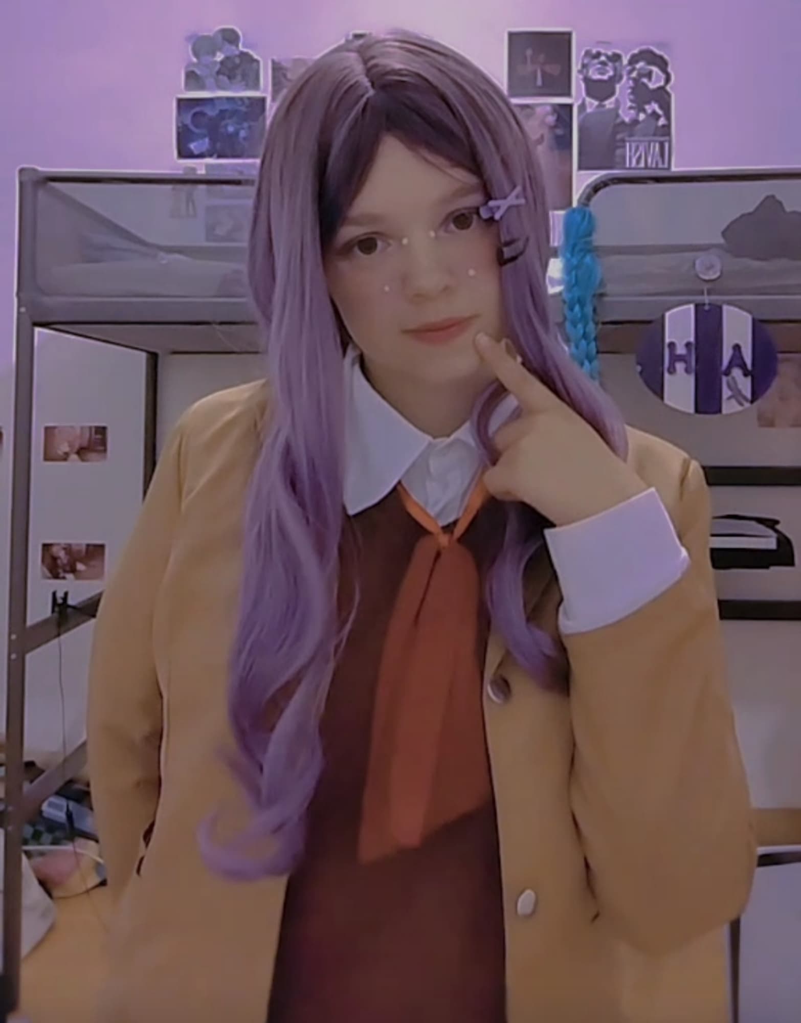 Yuri 🖊️📓 - Photo 14