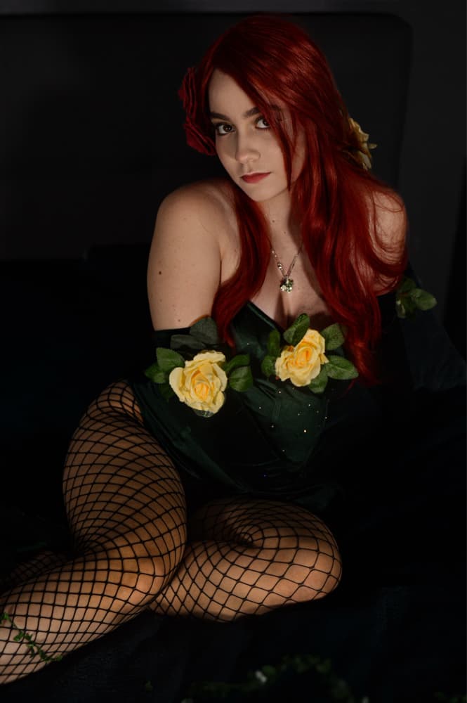 Poison Yvi  - Photo 17