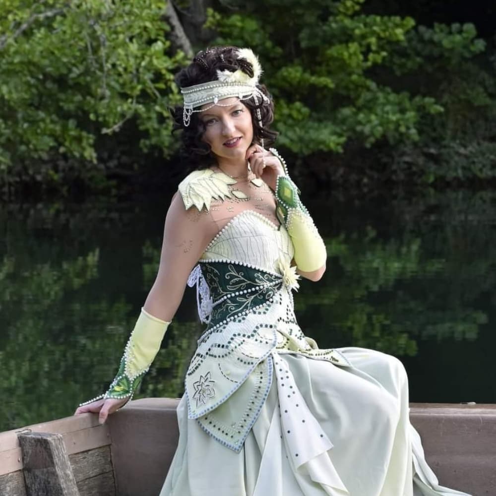 Tiana, Hannah Alexan