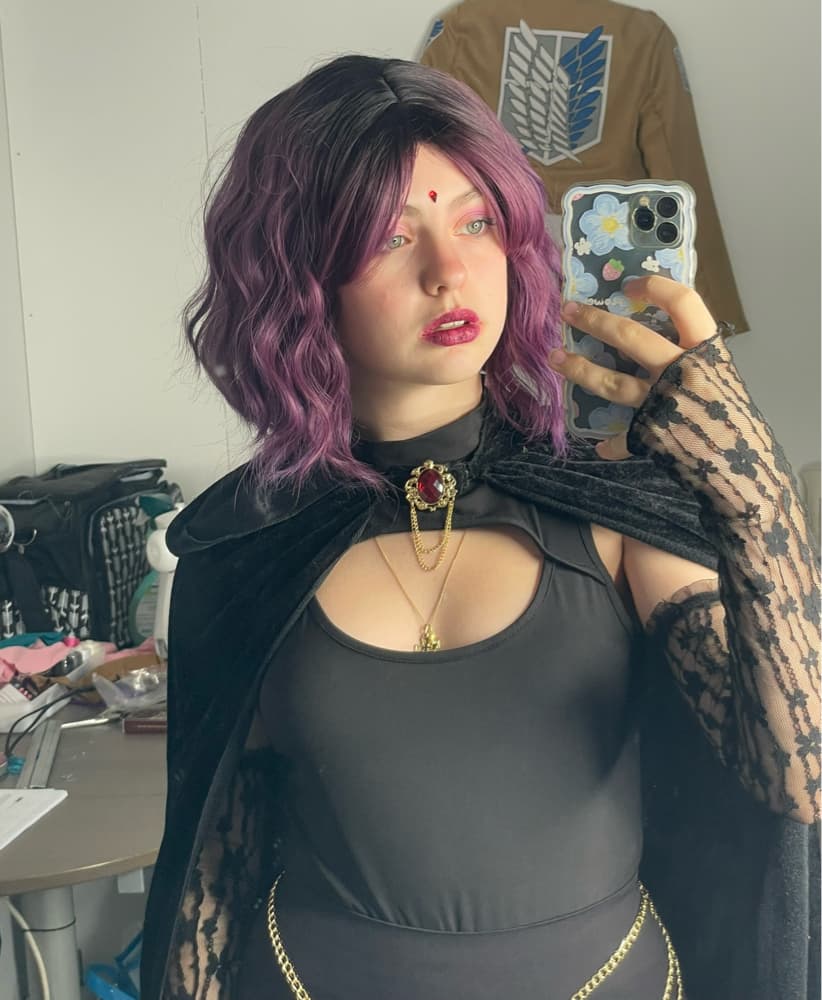 Raven - DC Comics cosplay photoshoot cover