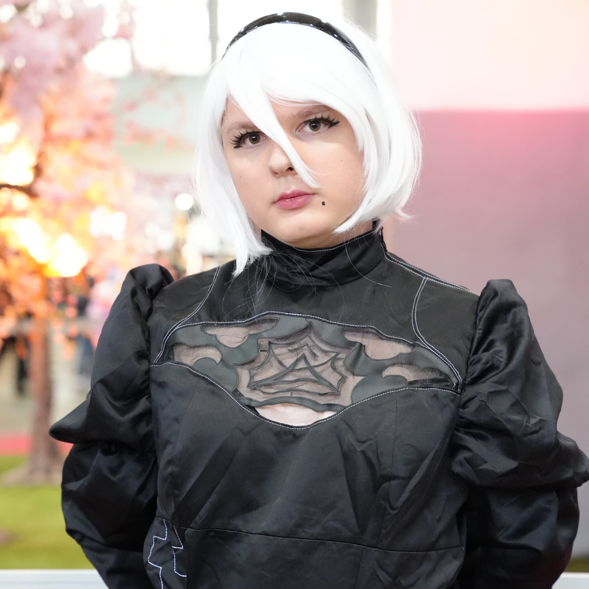 2B - NieR cosplay photoshoot cover