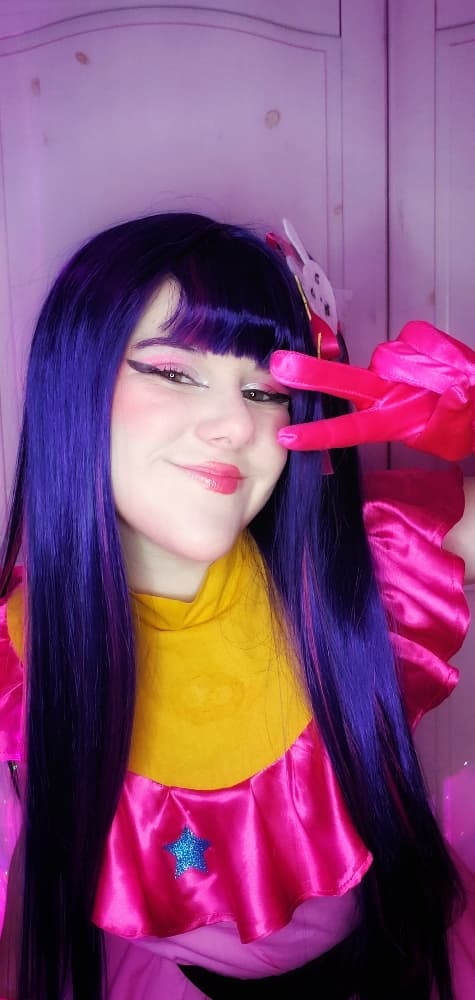 Ai Hoshino - Photo 1