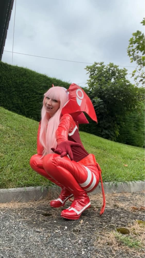 Zero Two - Photo 1