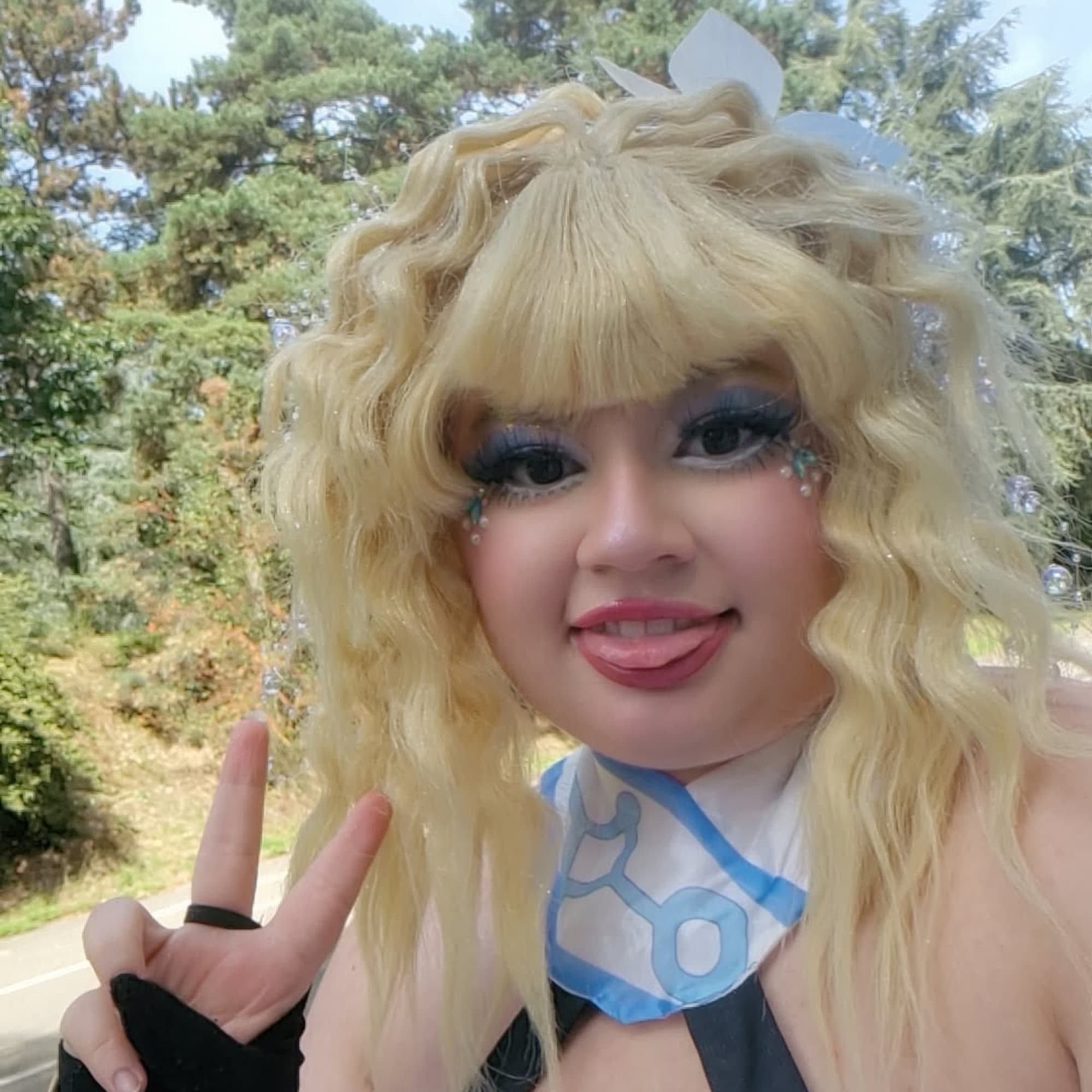 Lumine 2025 - Genshin Impact cosplay photoshoot cover