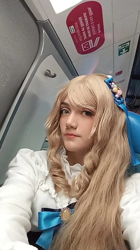 Yurika Arisu - Photo 9