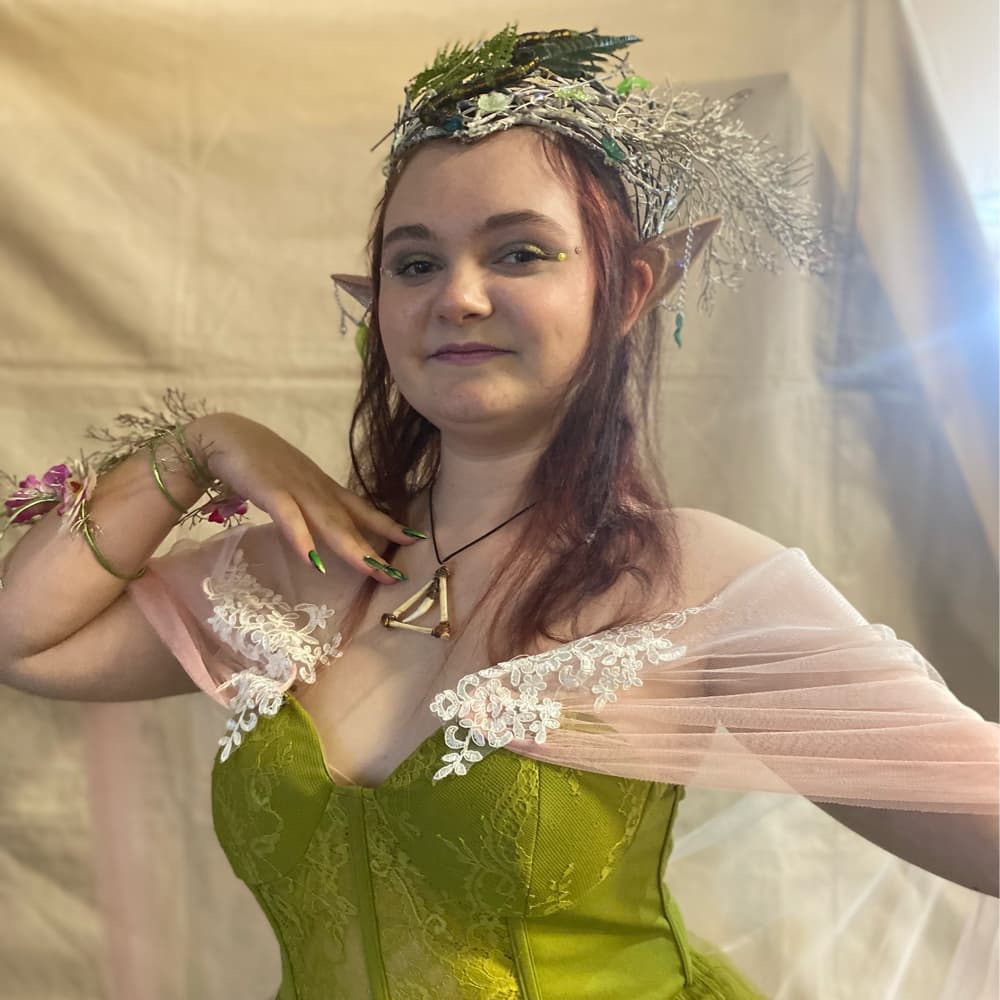 Elfe - Mystical creature cosplay photoshoot cover