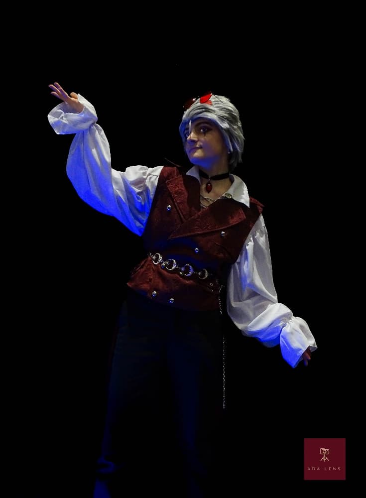 Stolas (human) - Photo 8