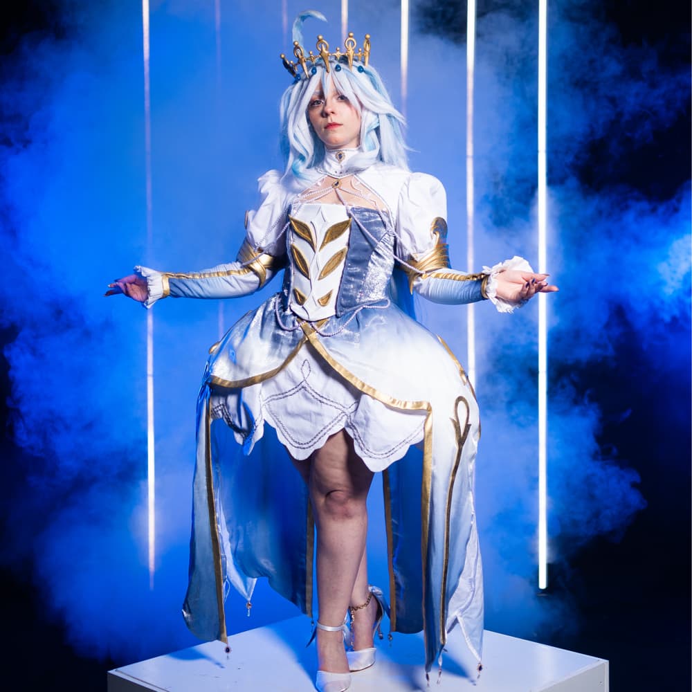 Foçalors CFC - Genshin Impact cosplay photoshoot cover