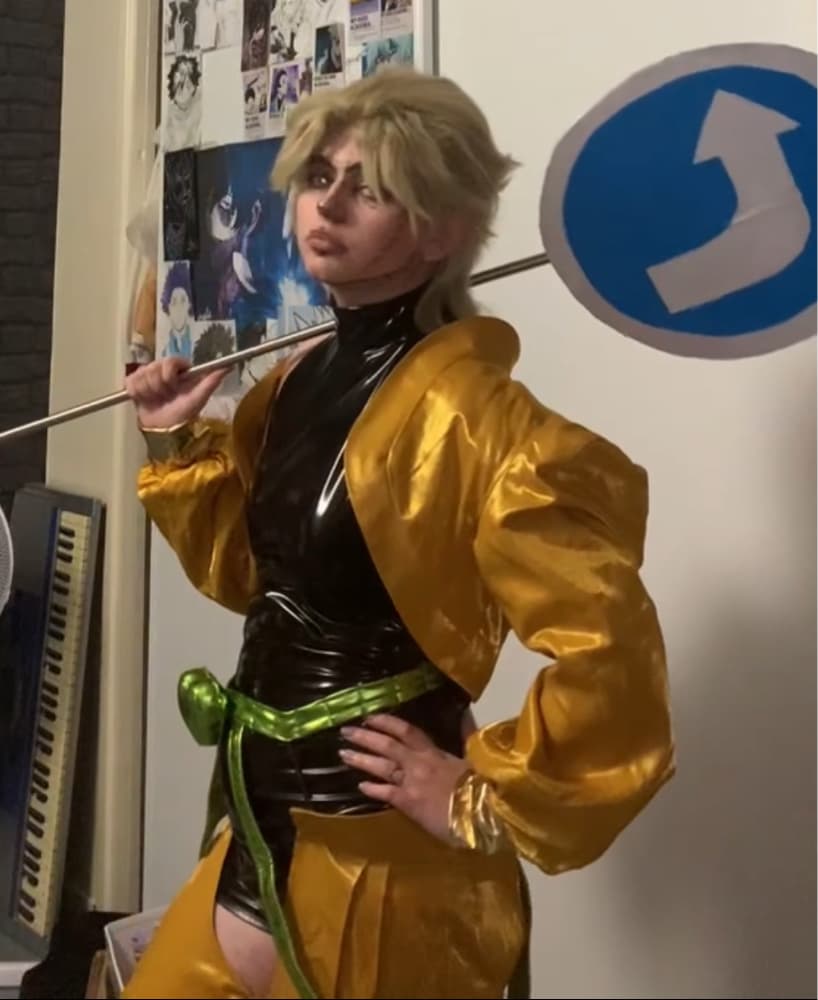 Dio brando - Photo 1