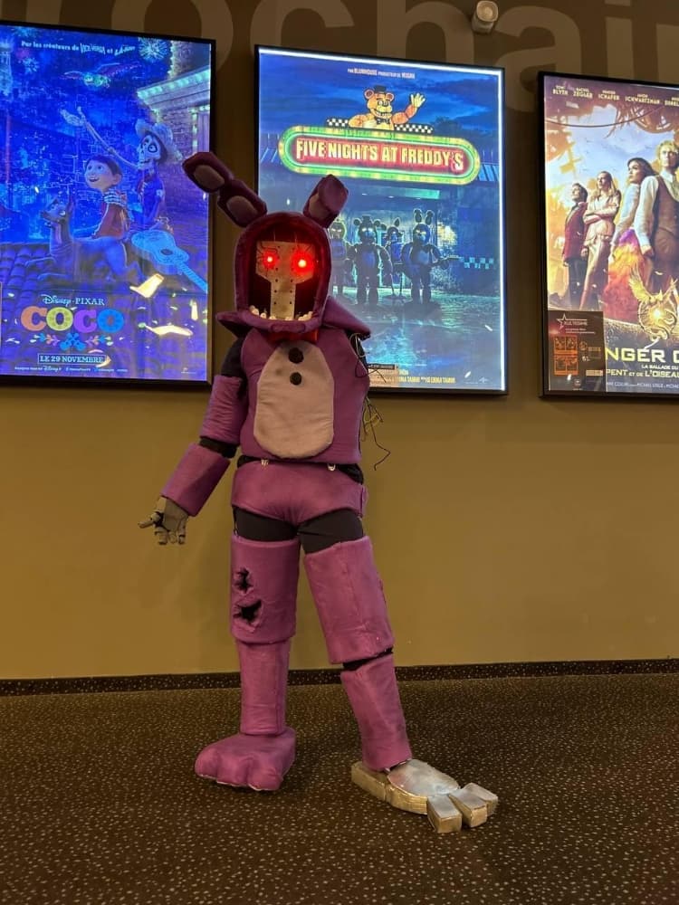 Withered Bonnie  - Photo 1