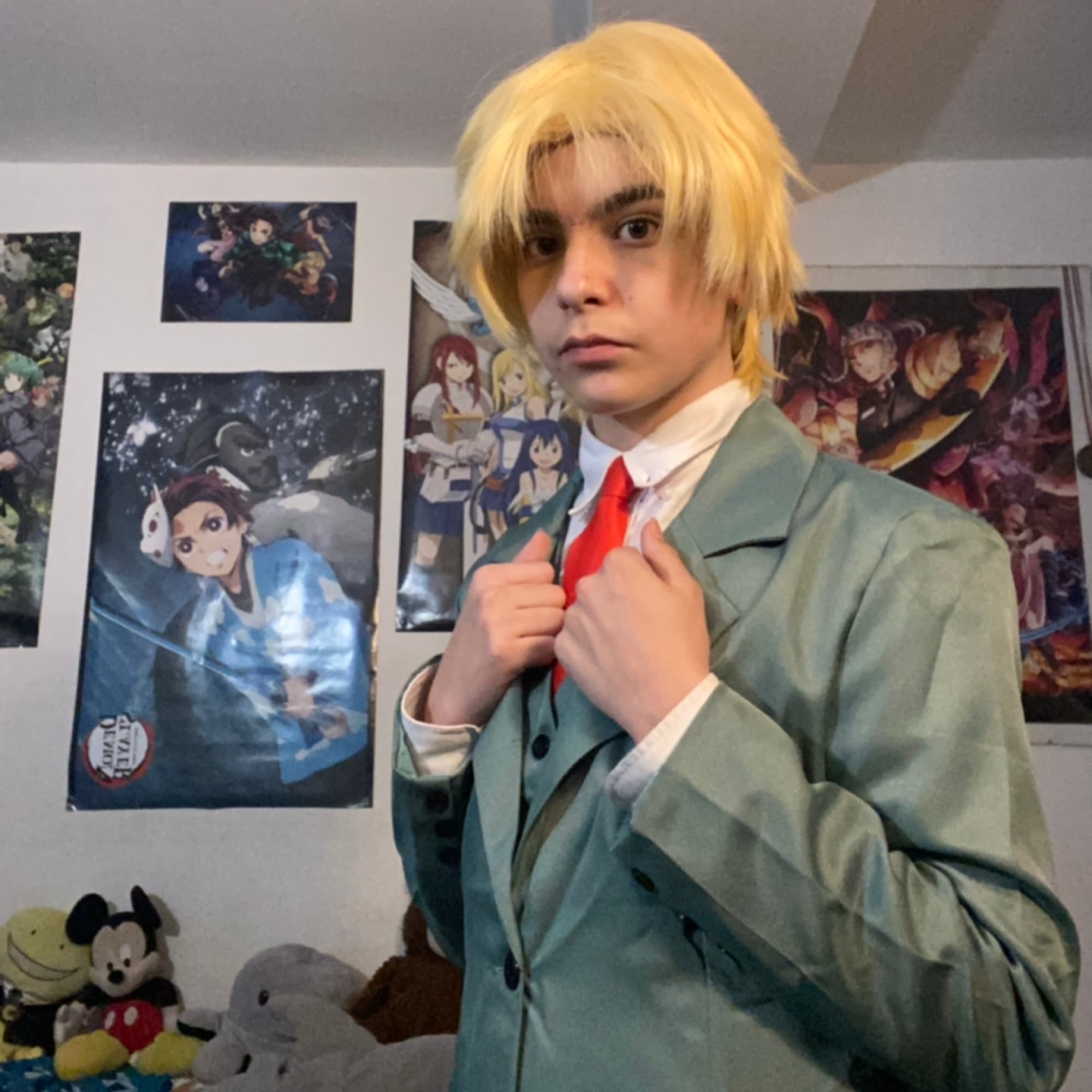Loid Forger - Spy x Family cosplay photoshoot cover