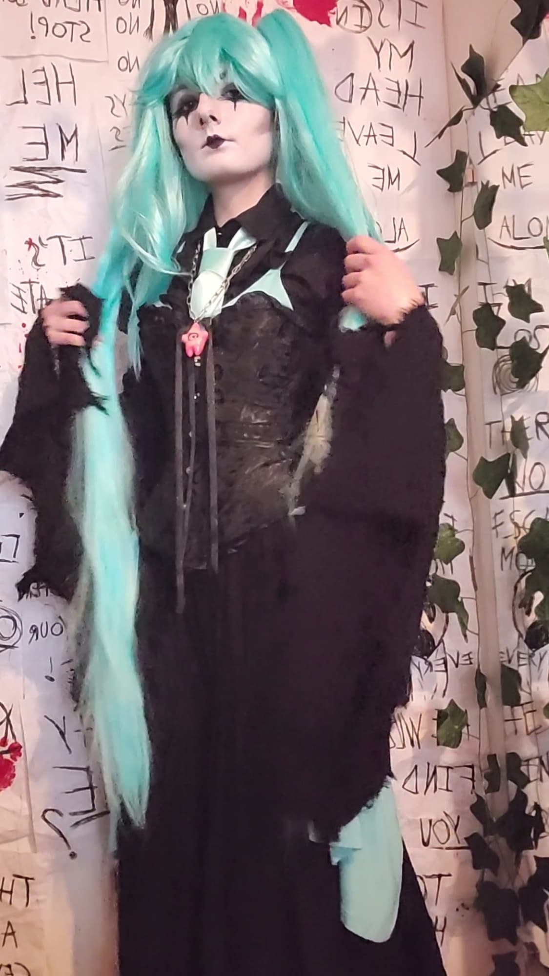 Goth Hatsune Miku  - Photo 3
