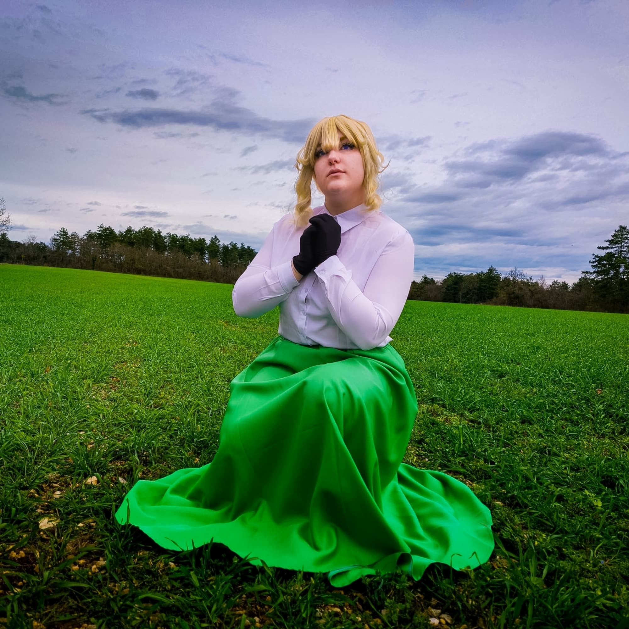 Violet Evergarden - Violet Evergarden cosplay photoshoot cover