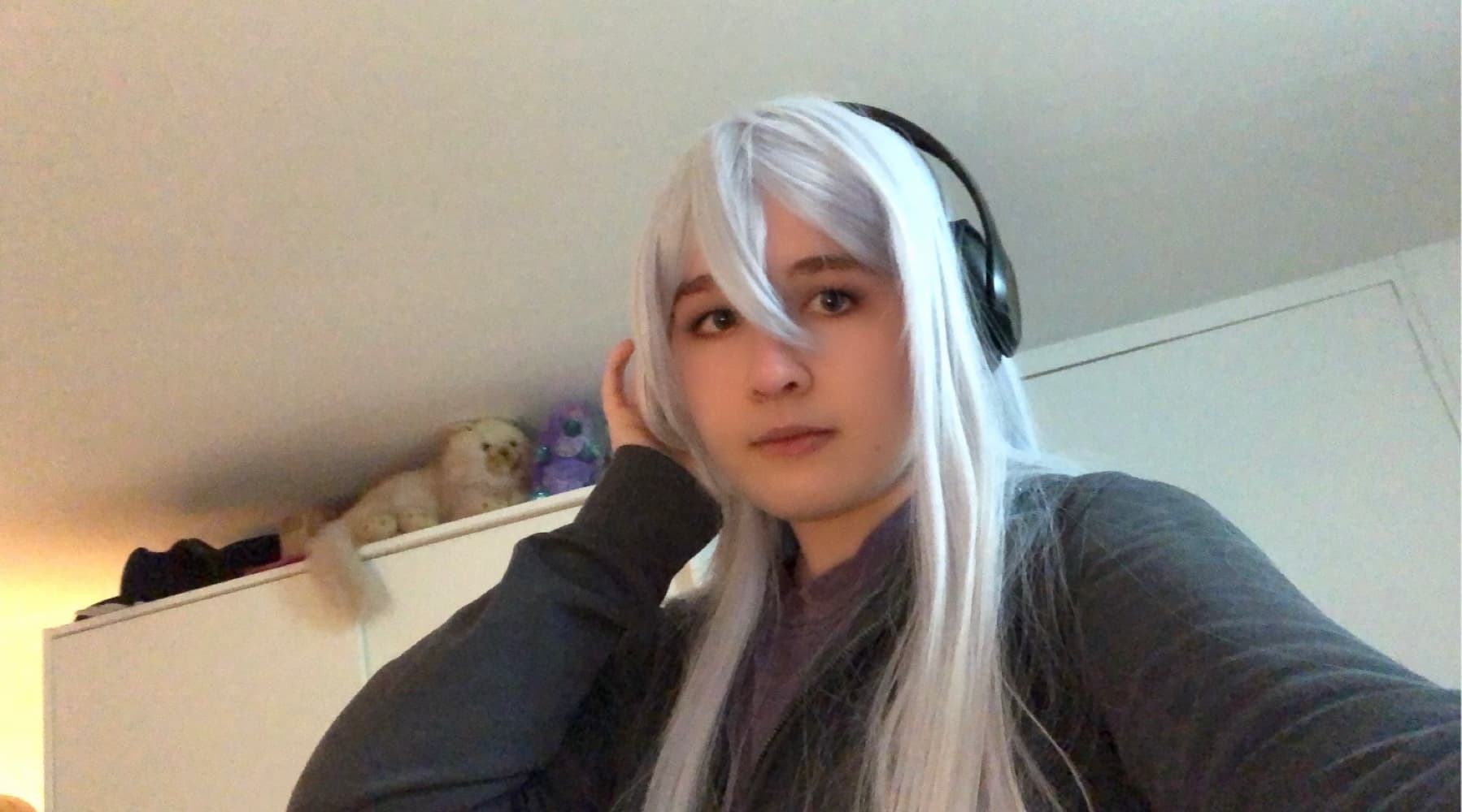 Kanade Yoisaki - Photo 6