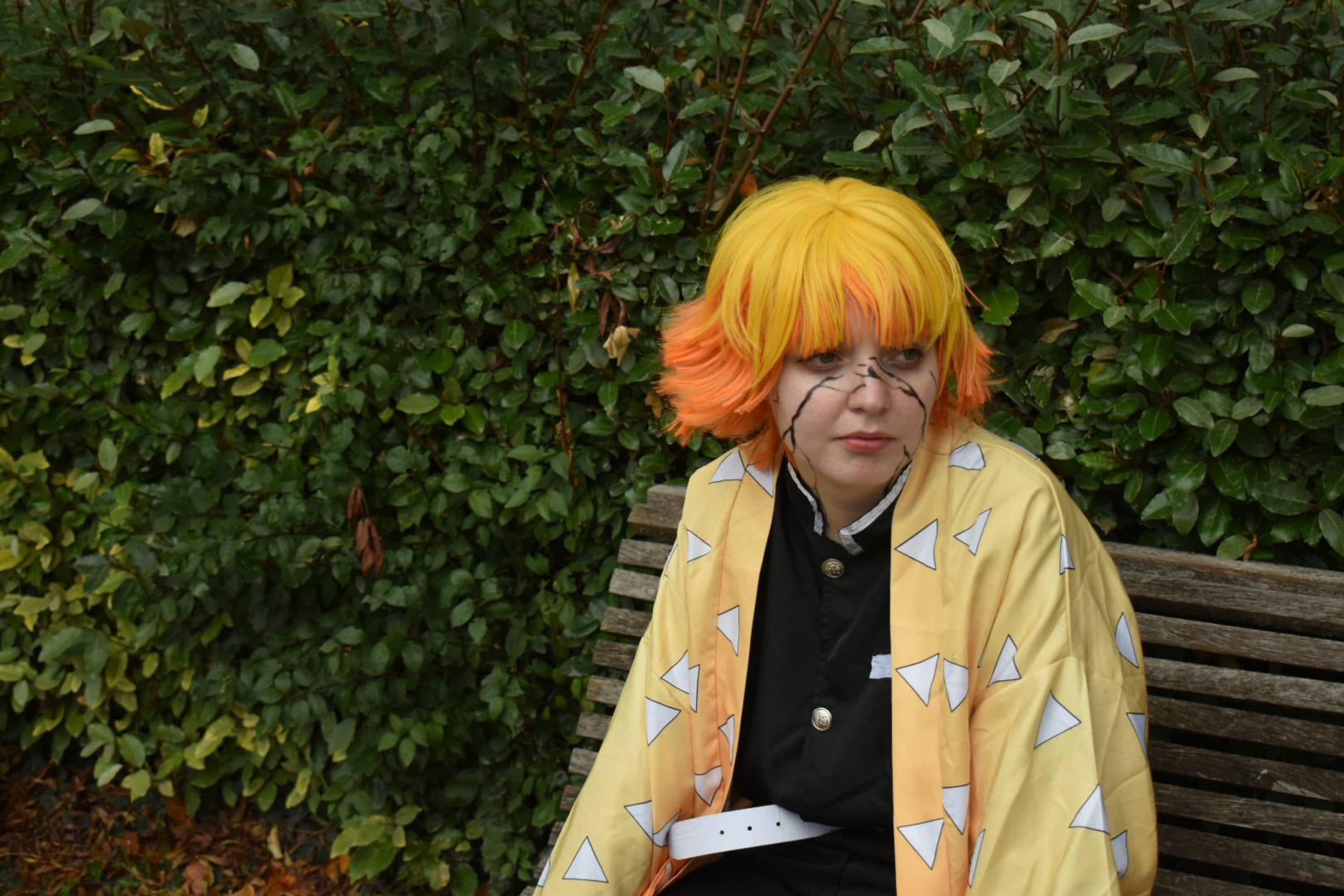 Zenitsu Agatsuma - Photo 9