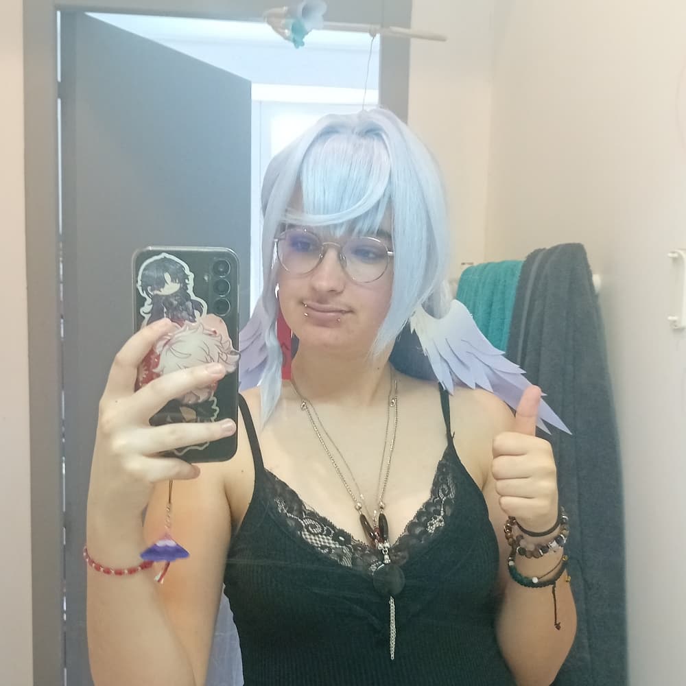 Robin casual - Honkai: Star Rail cosplay photoshoot cover