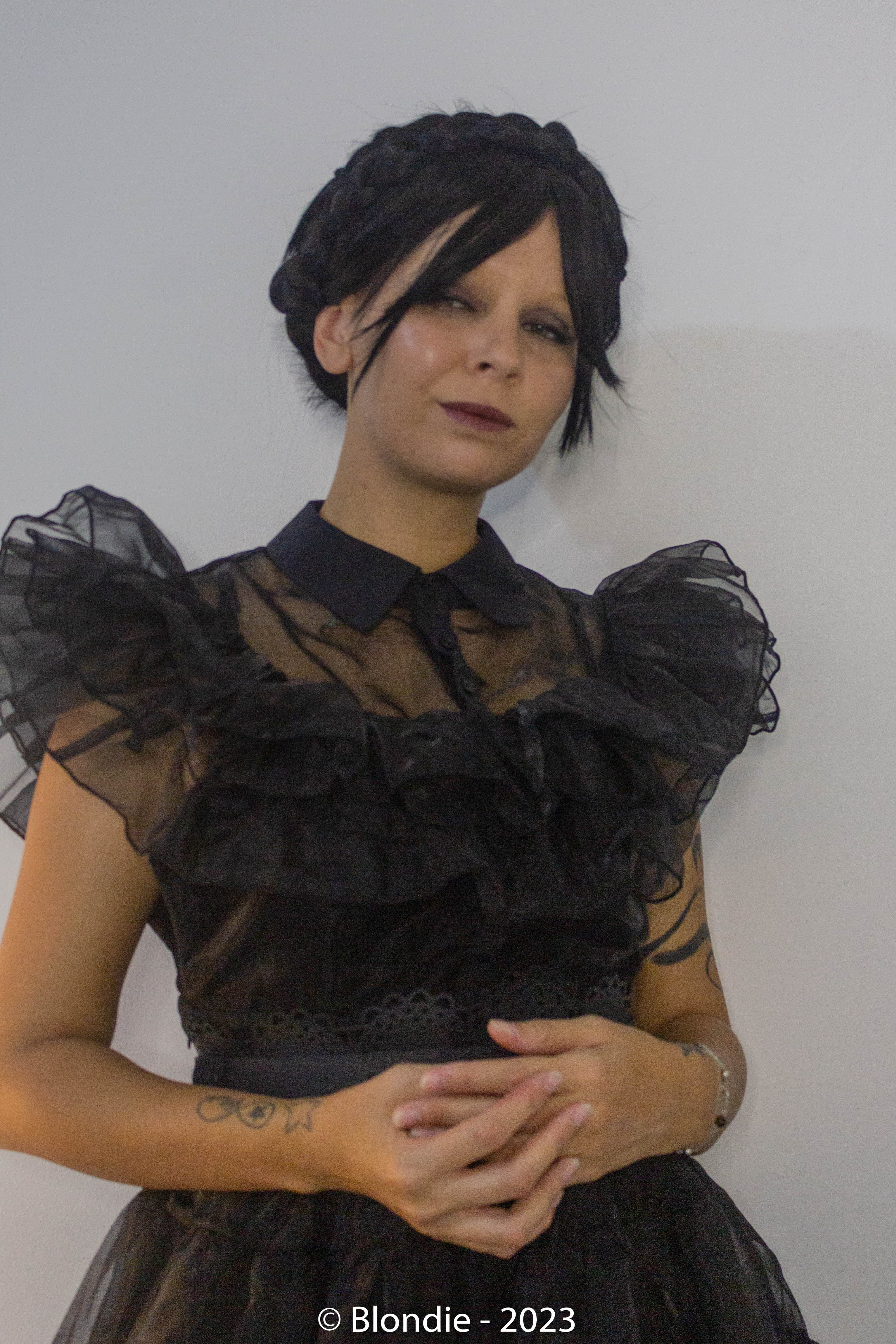 Shooting All Alone 6 - Photo 18