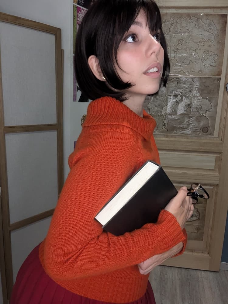 Velma Dinkley - Photo 1