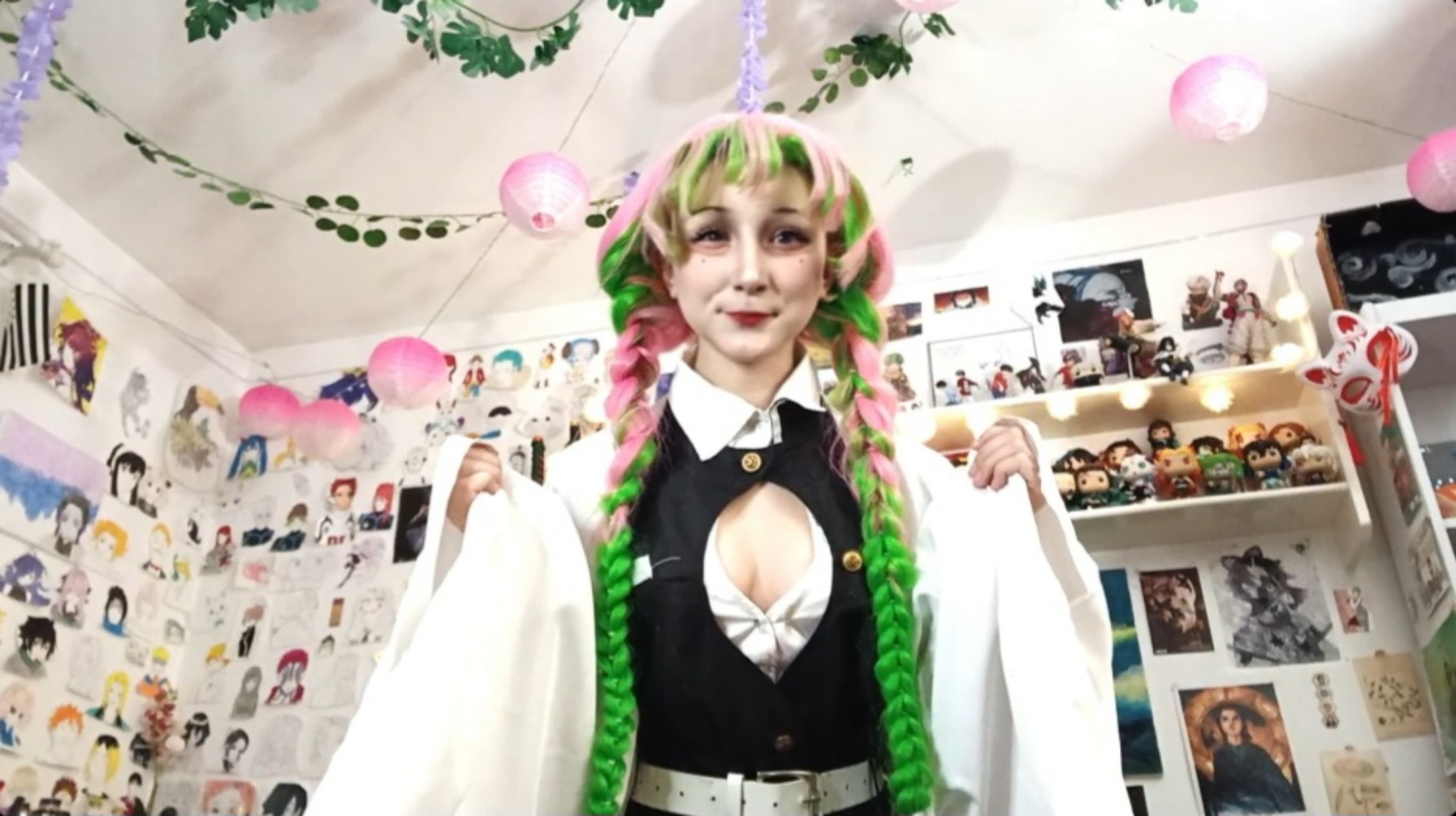 Mitsuri  - Photo 25