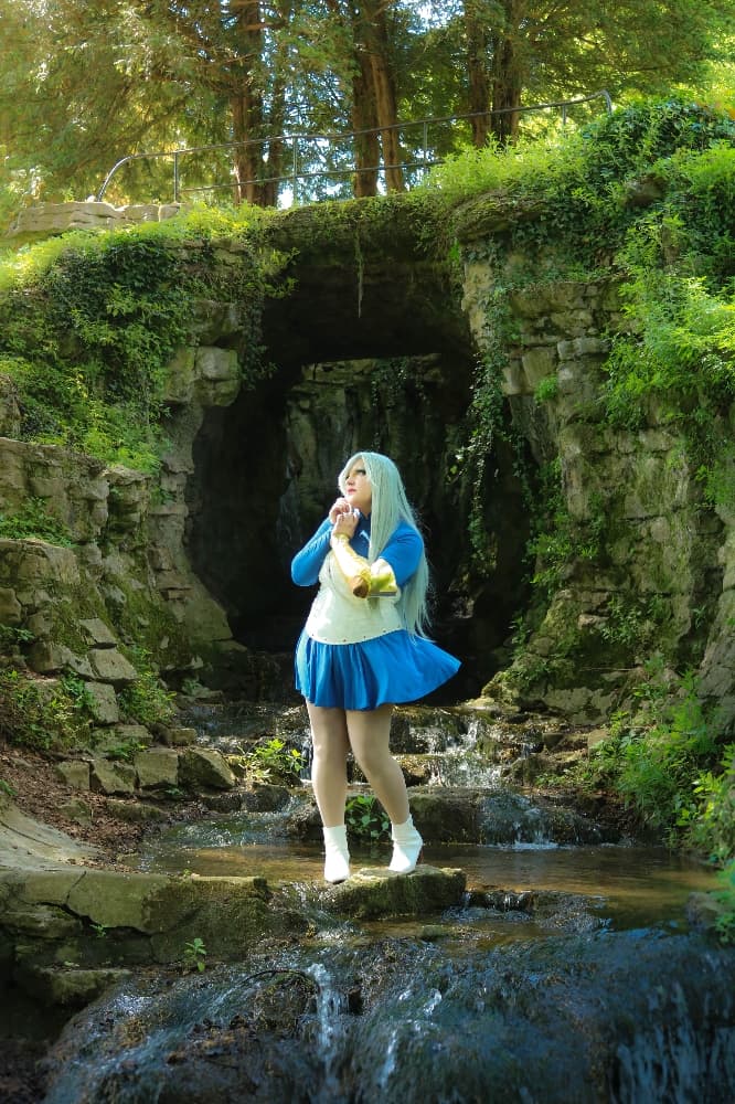 Elizabeth de Liones  - Photo 2