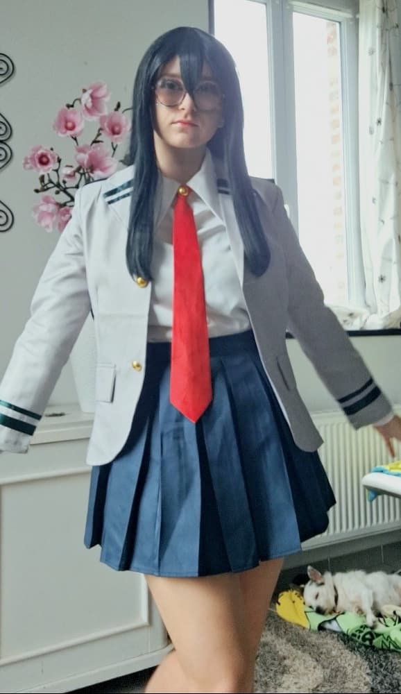 tsuyu asui - Photo 3