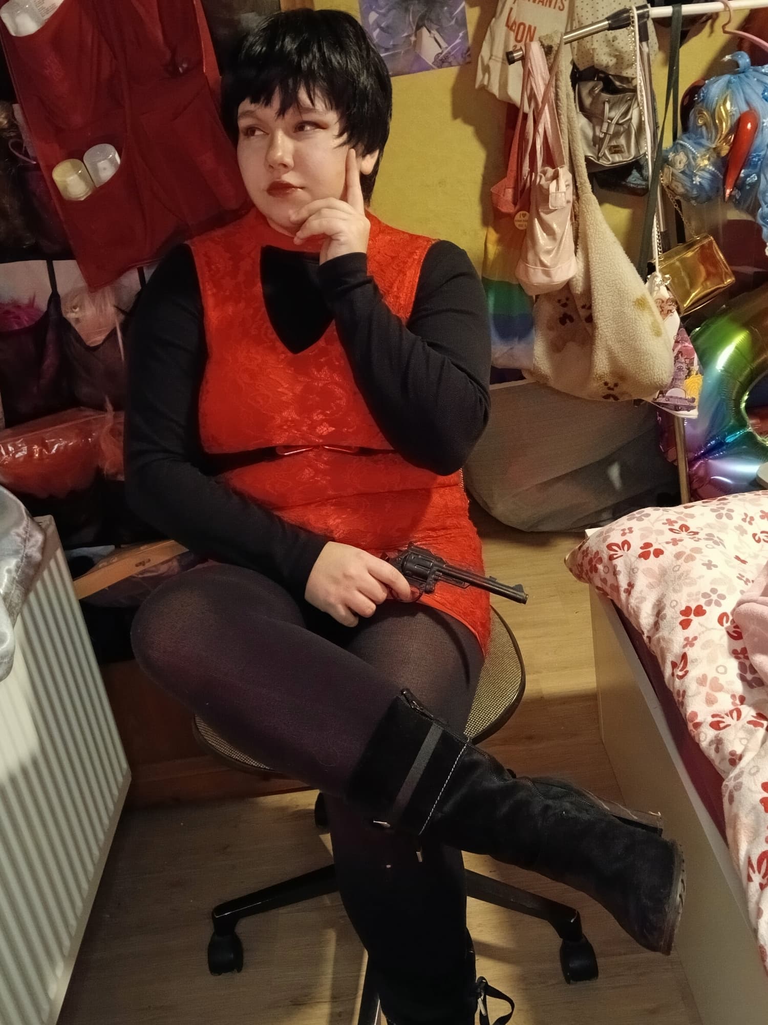 Ada wong at home - Photo 34