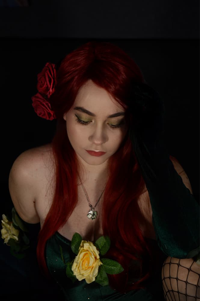 Poison Yvi  - Photo 1