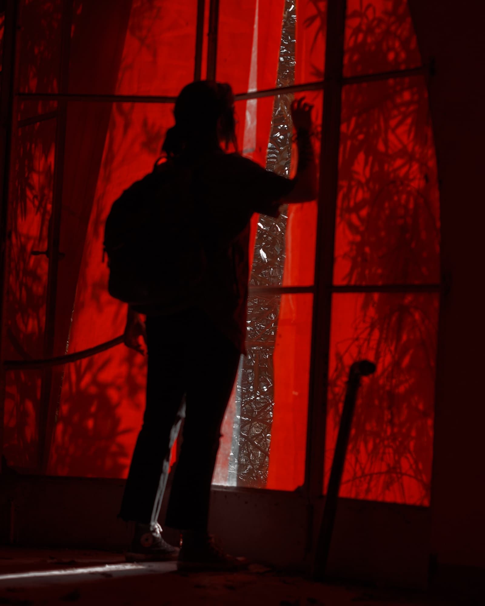 Red Arc - Ellie - Photo 5