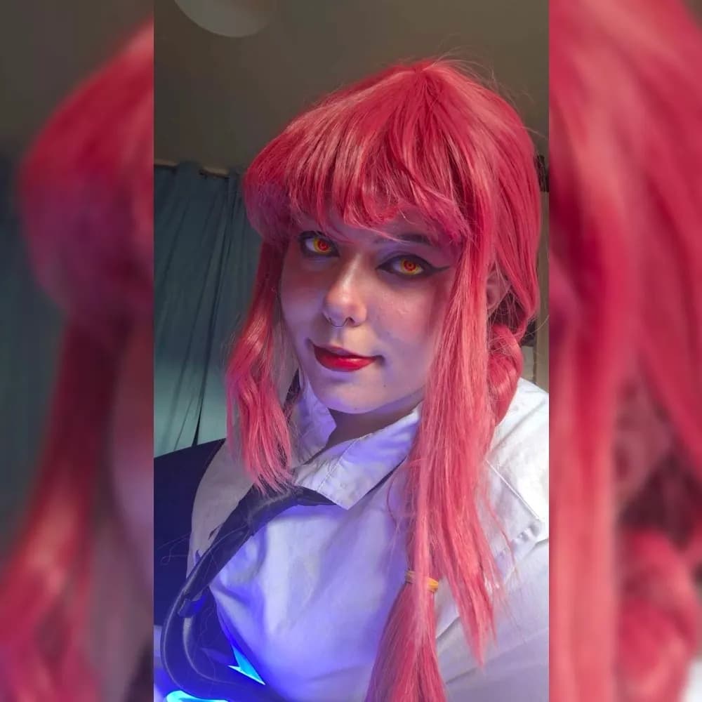 Makima - Chainsaw Man cosplay photoshoot cover