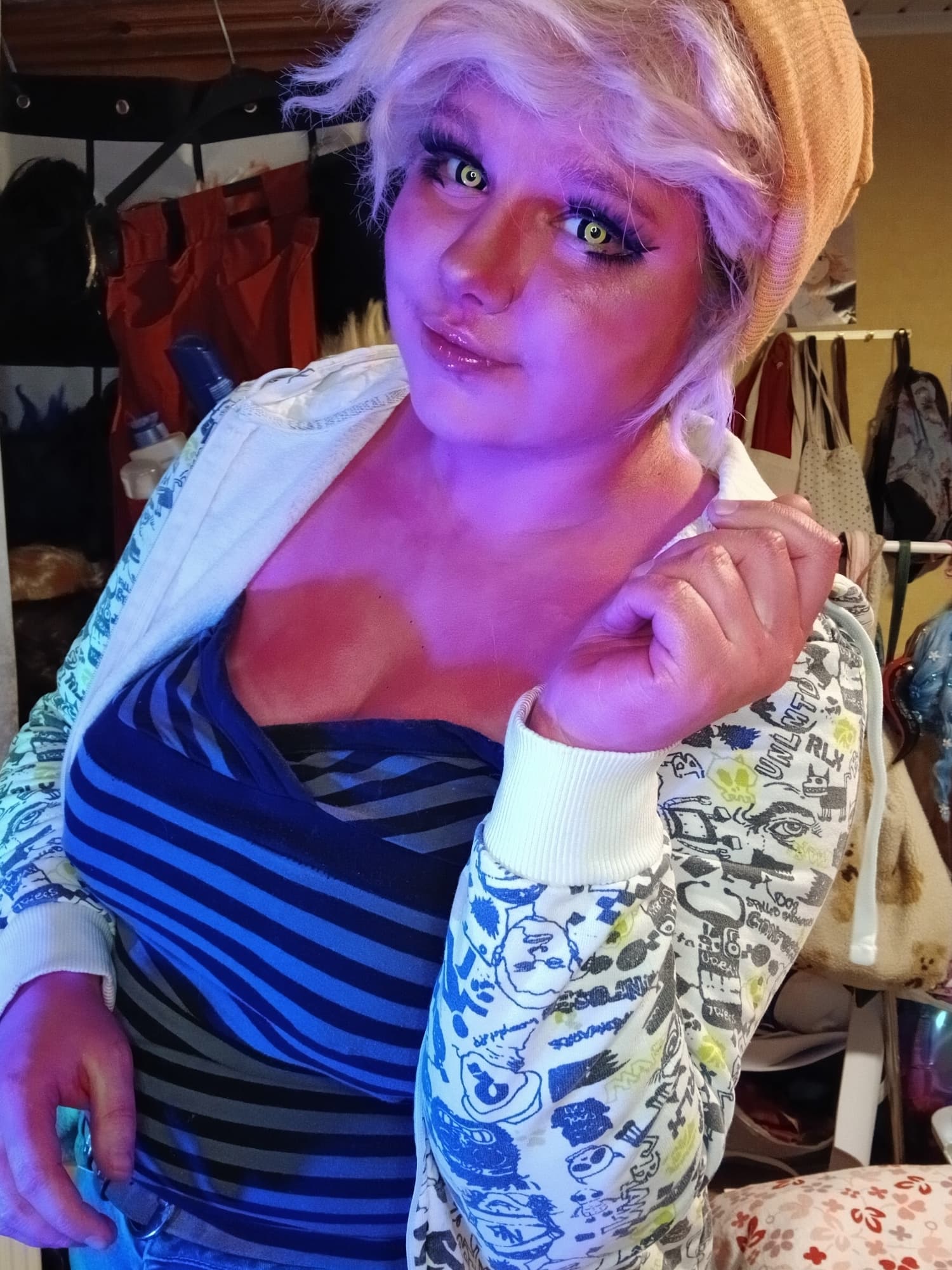 Mina ashido casual - Photo 8