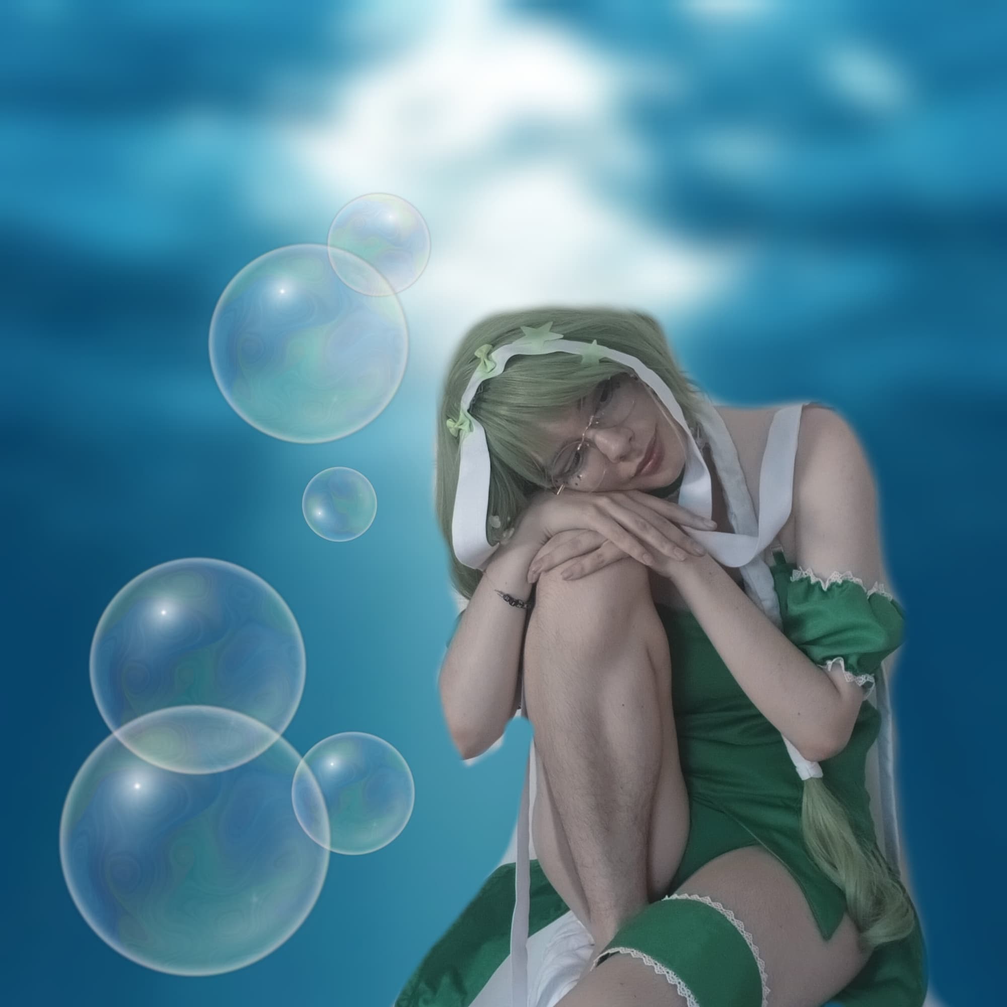 Retasu underwater - Photo 2