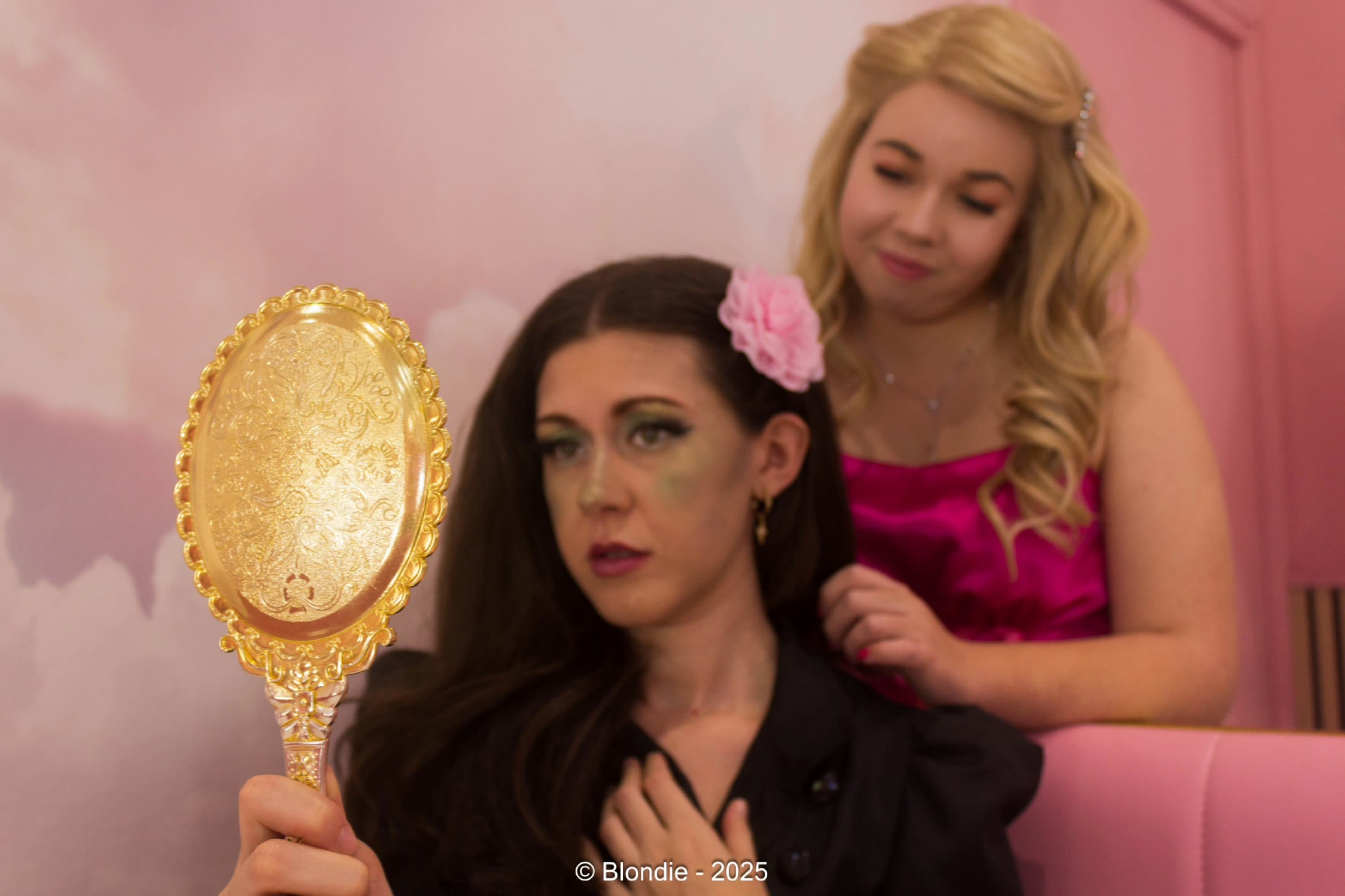 Elphaba & Glinda - Photo 4