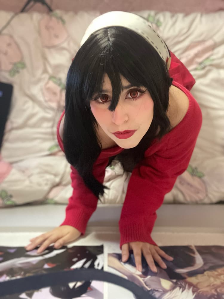 Yor Forger - Photo 69