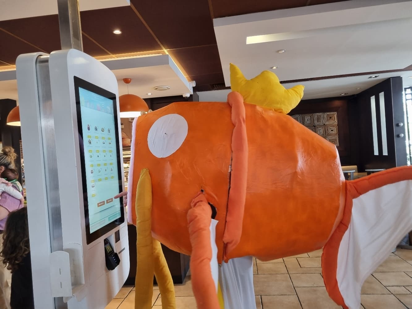 Magicarpe à Macdo - Photo 2